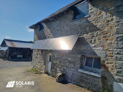Une maison en Bretagne équipée d'une installation autoconsommation avec stockage (ESS)