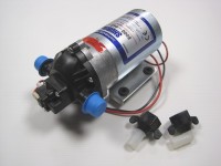 Pompe de surface SHURFLO Standard 8000 443 136 | 12V - 6,5L/mn