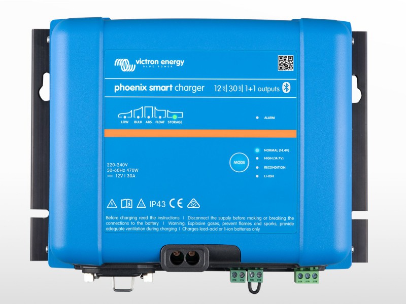 Victron Chargeur de batterie 15A 12V Blue Smart 12/15 IP22 1 sortie