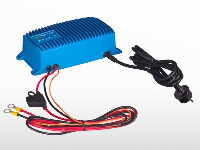 Blue Smart IP67 Charger 12/17(1) 230V CEE 7/7 Victron | 12V / 17A