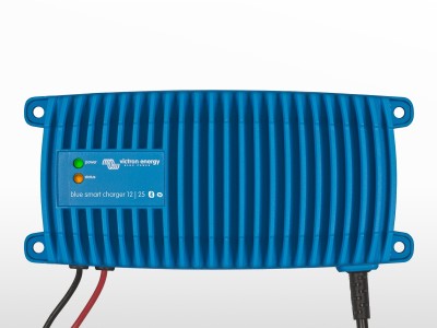 Blue Smart IP67 Charger 12/25(1+si) 230V CEE 7/7 Victron | 12V / 25A