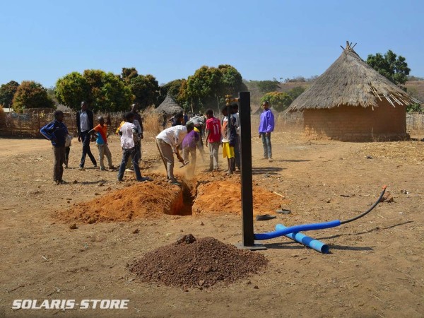 Station de pompage solaire pour l'eau potable au Mali