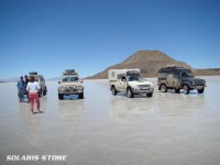 Kit solaire sur un 4x4 pickup aménagé en Bolivie