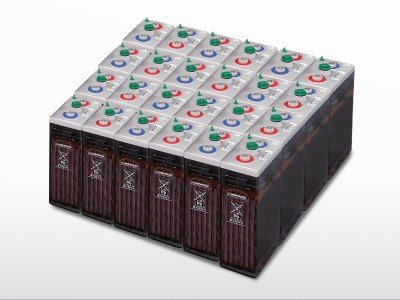 Parc de 24 batteries HOPPECKE OPzS Sun Power V L 2-520 | 48V / 520Ah (24,9kWh)