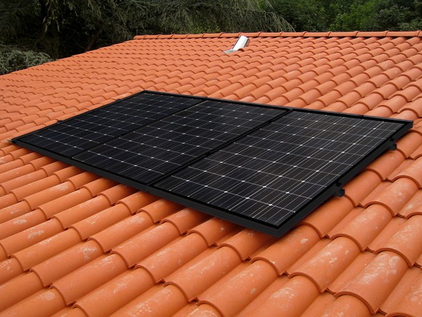 Fixation Toiture TUILE pour 3 panneaux solaires | Max 1160mm