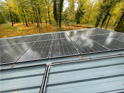 Fixation Toiture BAC ACIER pour 2 x 10 panneaux solaires PAYSAGE | 2 rangées