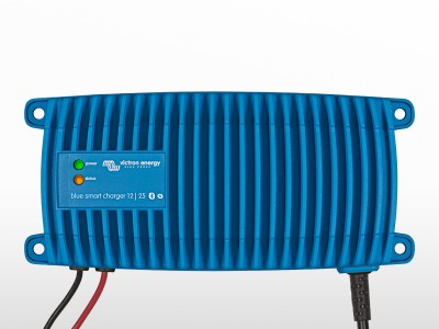 Chargeur Victron Blue Smart IP67 12/25(1) 220V/230V CEE 7/7 | 12V / 25A
