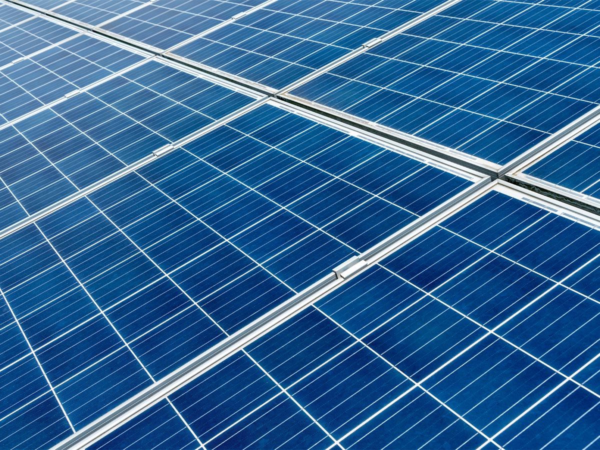 Quelle puissance solaire pour être autonome en électricité ?
