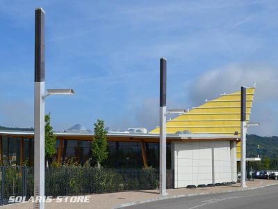 Ain (01) / Projet d&acute;&eacute;clairage solaire pour le parking d&acute;une piscine municipale.