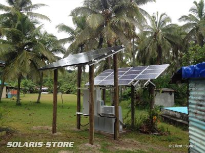 Centrale solaire photovolta&iuml;que pour g&eacute;n&eacute;rer de l&acute;&eacute;lectricit&eacute; sur l&acute;&icirc;le