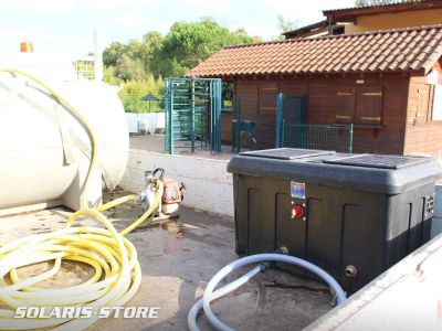 Ain (01) / Pompe solaire embarqu&eacute;e sur un camion des services Espace Vert de la Mairie de Tr&eacute;voux 