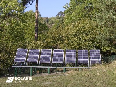 Installation solaire hybride avec groupe électrogène pour alimenter un gîte associatif autonome